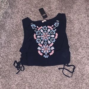 Hollister navy crop top NWT size XS